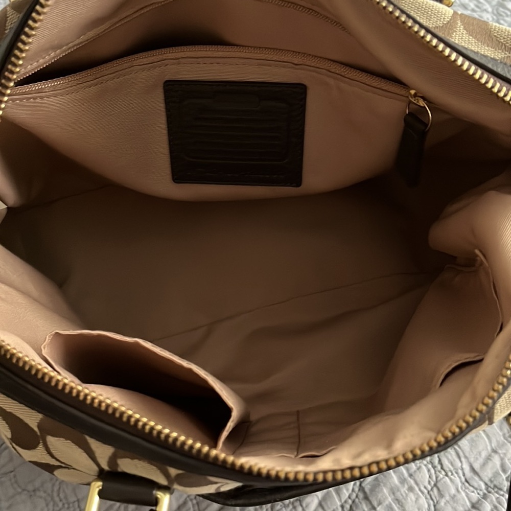 Coach Purse - Picture 5 of 6